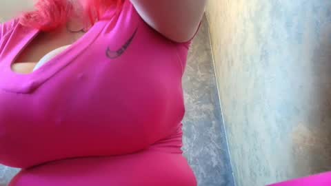 Snapshot of hotvany chatting on 11/01/25, 07:32 Goddess of Luv online show from 11/01/25, 07:32