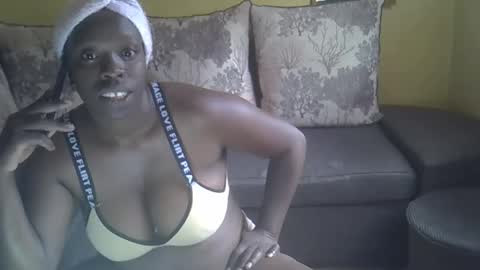 hotwet519320 online show from 05/15/26, 08:32
