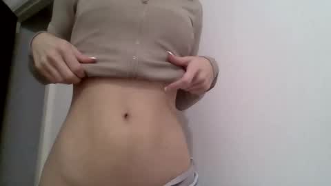 Snapshot of hotwinterxx chatting on 12/20/24, 08:01 Hotwixx online show from 12/20/24, 08:01