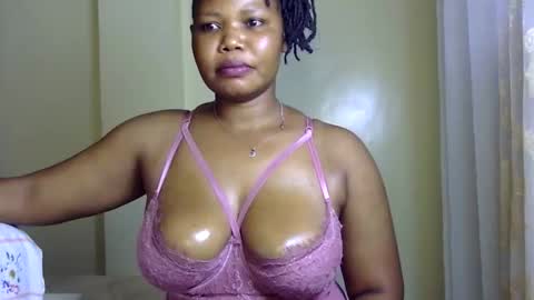 hotysquiter433224 online show from 11/24/25, 09:42