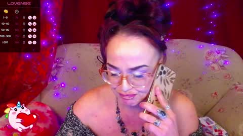 Snapshot of hotzlata chatting on 02/05/25, 07:53 Hotzlata online show from 02/05/25, 07:53