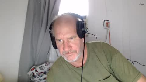 Snapshot of houseflipper chatting on 07/30/26, 06:29 houseflipper online show from 07/30/26, 06:29