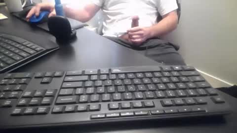 hoverday online show from 01/17/26, 02:22