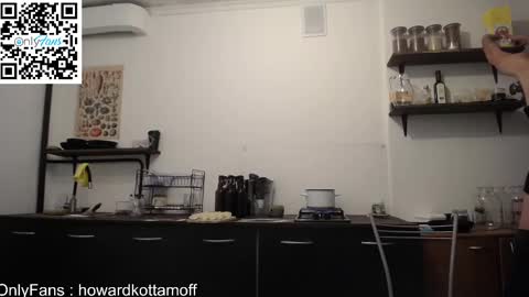 Snapshot of howardkottam chatting on 02/25/25, 07:47 howardkottam online show from 02/25/25, 07:47