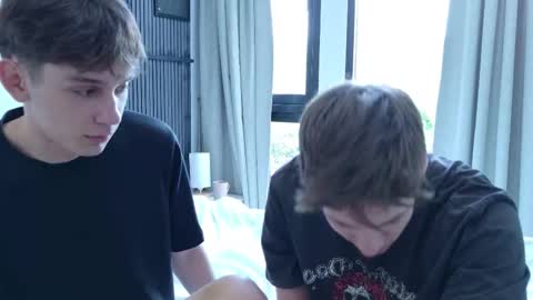 Snapshot of howardkottam chatting on 10/10/25, 07:40 howardkottam online show from 10/10/25, 07:40