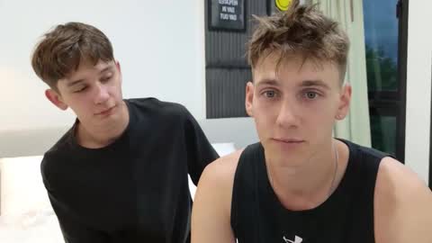 Snapshot of howardkottam chatting on 10/19/25, 11:11 howardkottam online show from 10/19/25, 11:11