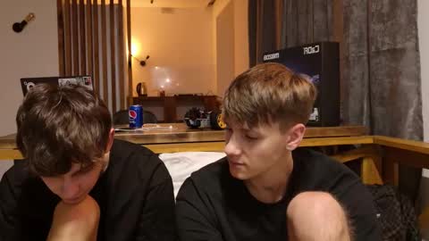 Snapshot of howardkottam chatting on 01/11/26, 03:50 howardkottam online show from 01/11/26, 03:50