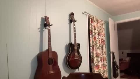 Snapshot of howlingatnothing chatting on 03/30/26, 04:13 howlingatnothing online show from 03/30/26, 04:13