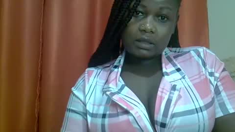 Snapshot of howt_lovee chatting on 12/10/24, 11:19 Hailey chloe online show from 12/10/24, 11:19