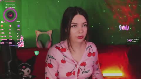 Snapshot of howtomeow chatting on 09/21/25, 05:03 Mia online show from 09/21/25, 05:03