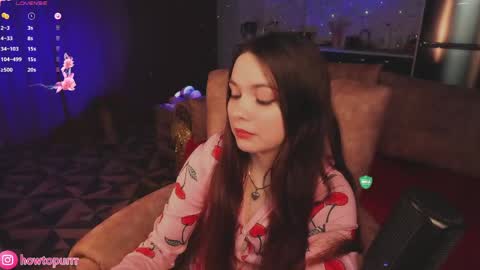 Mia online show from 04/22/26, 05:25
