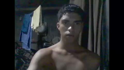 Snapshot of hoyosa035 chatting on 04/08/26, 03:28 hoyosa035 online show from 04/08/26, 03:28