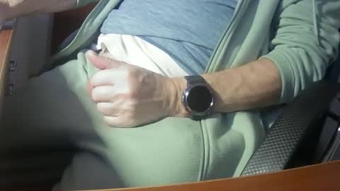 Snapshot of hpeter111 chatting on 01/14/25, 03:57 Peter online show from 01/14/25, 03:57