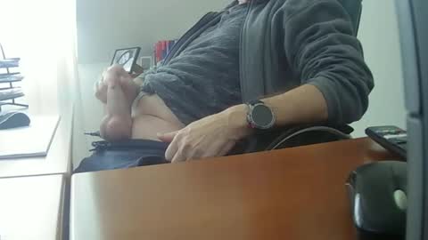 Snapshot of hpeter111 chatting on 01/29/25, 01:38 Peter online show from 01/29/25, 01:38