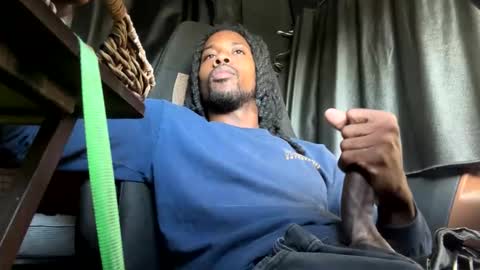 Snapshot of htxkayy chatting on 11/11/25, 10:21 htxkayy online show from 11/11/25, 10:21