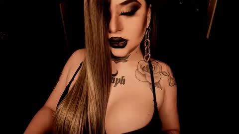 Snapshot of hubadera chatting on 02/01/25, 11:37 hubadera online show from 02/01/25, 11:37