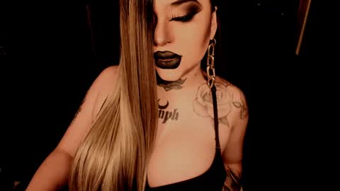 Snapshot of hubadera chatting on 02/03/25, 03:09 hubadera online show from 02/03/25, 03:09