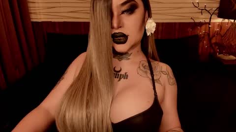 Snapshot of hubadera chatting on 02/26/25, 11:59 hubadera online show from 02/26/25, 11:59