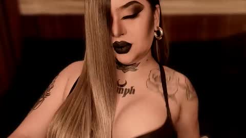 Snapshot of hubadera chatting on 03/11/25, 02:21 hubadera online show from 03/11/25, 02:21