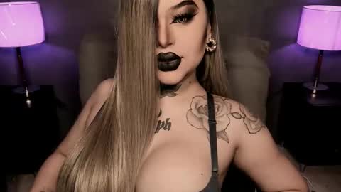 Snapshot of hubadera chatting on 09/13/25, 04:23 hubadera online show from 09/13/25, 04:23