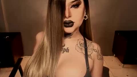 Snapshot of hubadera chatting on 10/16/25, 12:11 hubadera online show from 10/16/25, 12:11