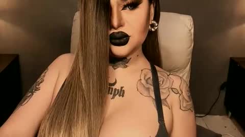 Snapshot of hubadera chatting on 11/29/25, 03:09 hubadera online show from 11/29/25, 03:09