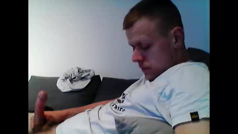 Snapshot of hubikush22 chatting on 03/08/26, 05:44 hubikush22 online show from 03/08/26, 05:44