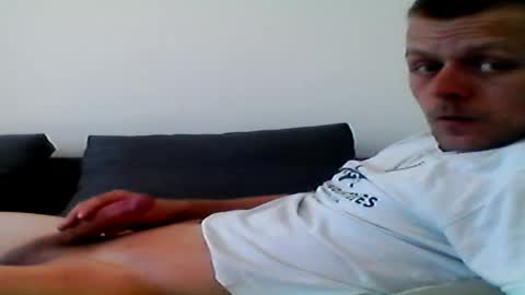 hubikush22 online show from 05/01/26, 10:31