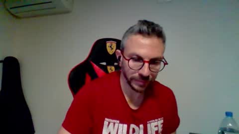 Snapshot of huge__cumshot chatting on 02/19/26, 05:09 huge__cumshot online show from 02/19/26, 05:09