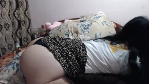 hugeassdevil online show from 11/28/25, 09:45