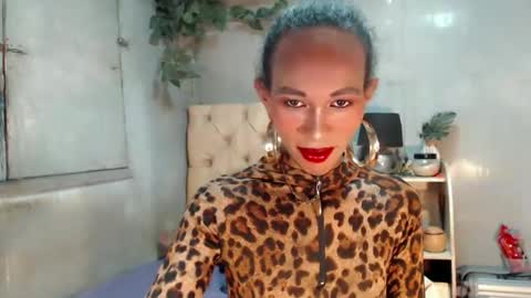 hugecock_caramel online show from 04/30/26, 11:38