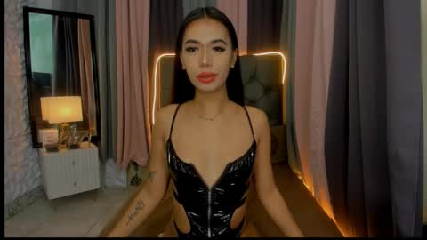 Snapshot of hugeirish2003 chatting on 01/04/25, 04:22 Irish online show from 01/04/25, 04:22