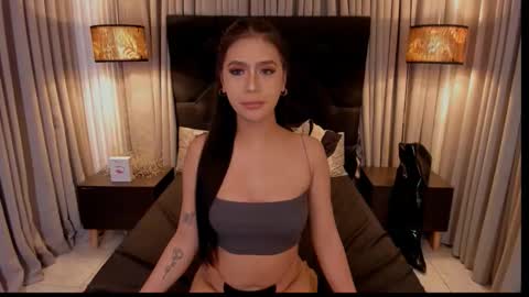 Snapshot of hugeirish2003 chatting on 09/30/25, 04:34 Irish online show from 09/30/25, 04:34