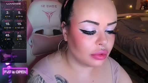 Snapshot of huggy_og chatting on 01/17/26, 03:28 Maddison online show from 01/17/26, 03:28