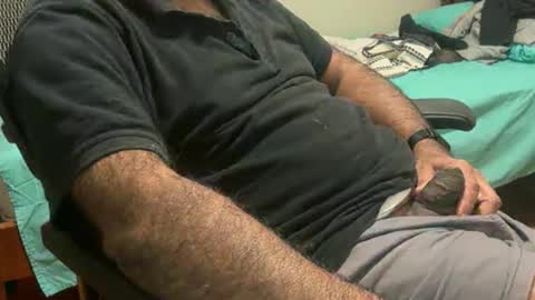 Snapshot of hugo_bulls chatting on 04/29/26, 10:30 HunkyLover online show from 04/29/26, 10:30