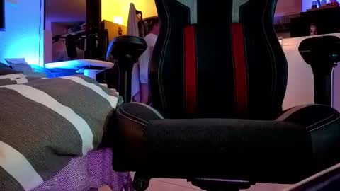 Hugo online show from 12/30/24, 10:01