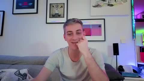 Hugo online show from 03/09/25, 12:00