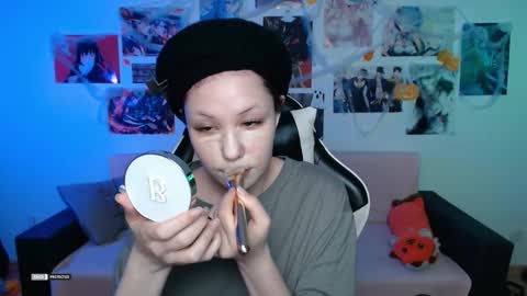 HugoMin online show from 11/05/25, 02:44