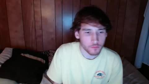 Snapshot of hugsankisses chatting on 11/08/25, 10:04 hugsankisses online show from 11/08/25, 10:04