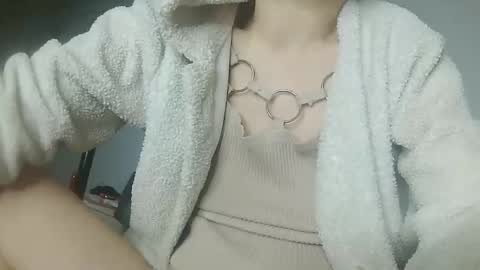 hujiajia520321431 online show from 04/29/26, 11:58