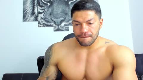 Snapshot of humber_eli chatting on 10/31/25, 12:50 Eli online show from 10/31/25, 12:50