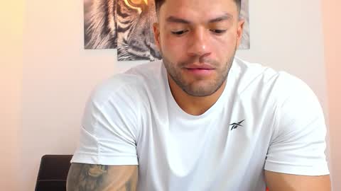 Snapshot of humber_eli chatting on 02/02/26, 11:31 Eli online show from 02/02/26, 11:31