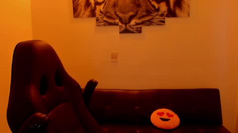 Snapshot of humber_eli chatting on 03/30/26, 12:17 Eli online show from 03/30/26, 12:17