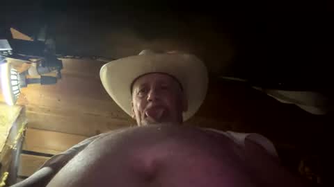 Snapshot of hung34u chatting on 07/11/26, 06:27 hung34u online show from 07/11/26, 06:27