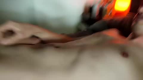 Snapshot of hung_and_horny1005 chatting on 09/25/25, 04:00 hung_and_horny1005 online show from 09/25/25, 04:00