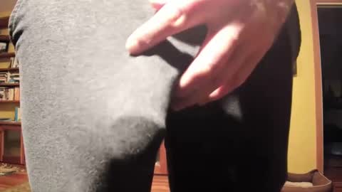 Snapshot of hung_hot_fit10 chatting on 12/22/24, 12:39 Big uncut cock dripping online show from 12/22/24, 12:39