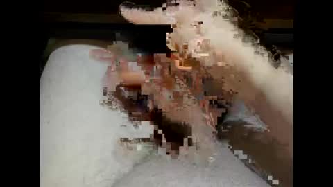 hung_mac0 online show from 12/22/25, 02:58