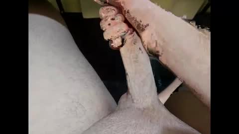 hung_mac0 online show from 05/18/26, 05:08
