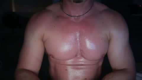 MuscleHungBrit online show from 06/22/26, 01:40