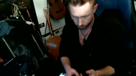 Snapshot of hungginger4u chatting on 01/07/26, 01:08 HungGinger4U online show from 01/07/26, 01:08